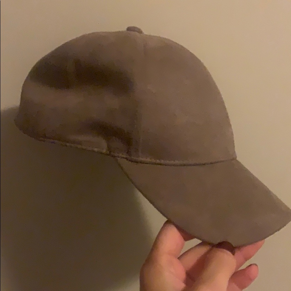Suede H&M hat